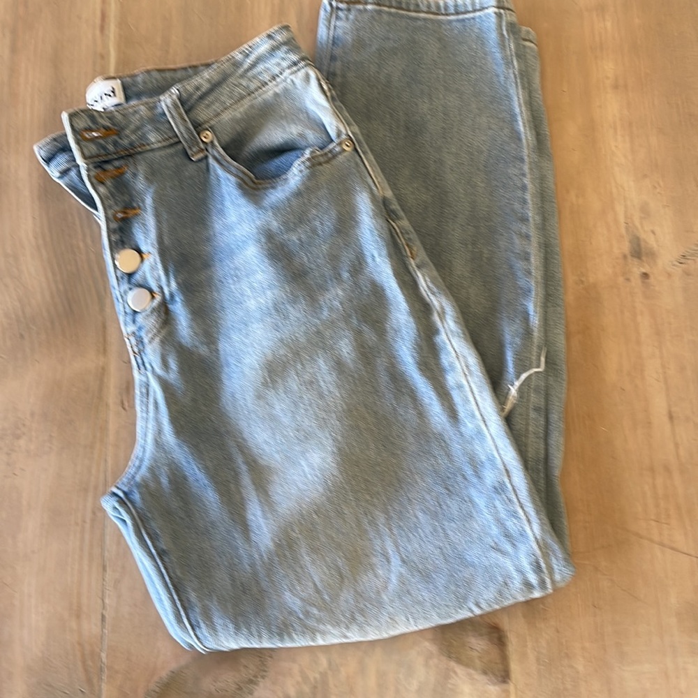 Distressed Abound button-up jeans | Size 28